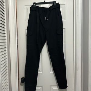 Fashion Nova black skinny leg cargo pants